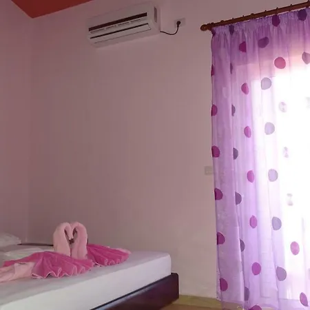 Viktors * كساميل