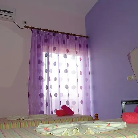 Viktors كساميل