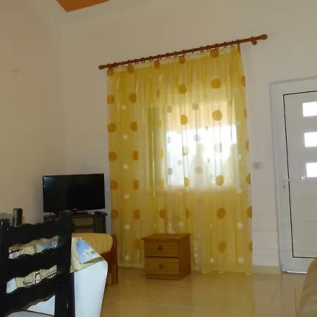 شقة فندقية Viktors