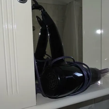 Viktors شقة فندقية كساميل